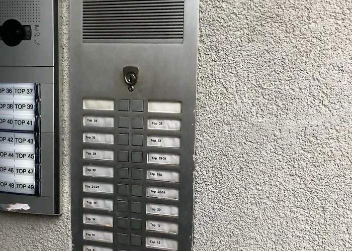 Modern With Balcony Viyana