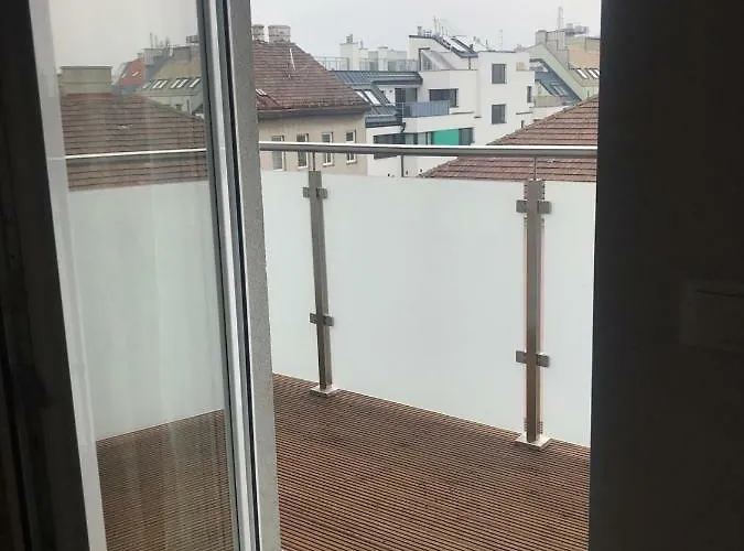 Modern With Balcony * Viyana